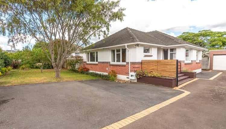 5 Iris Grove, Trentham