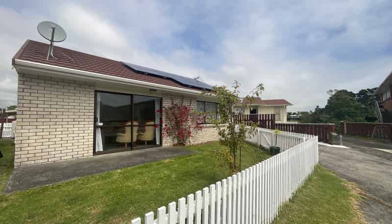 1/10 Kelvin Place, Westown