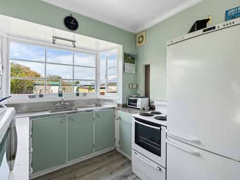 1 Huia Street, Foxton Beach