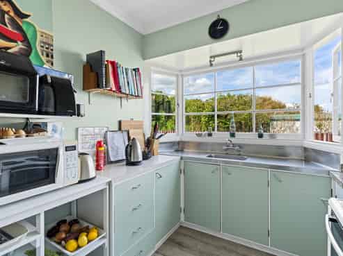 1 Huia Street, Foxton Beach