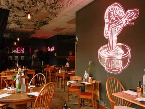 Waterfront Charm Meets Lytteltons Favourite Flavour-(CML 11480)