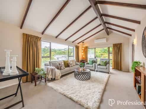 14 Hibiscus Grove, Maungaraki