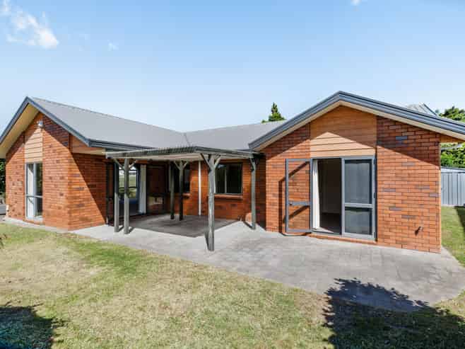 4 Dunsford Mews, Hamilton Central