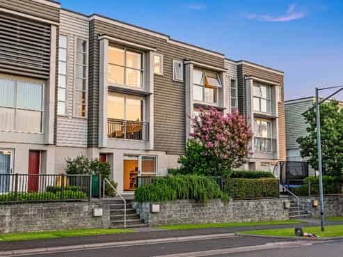 46 Korere Terrace, Stonefields