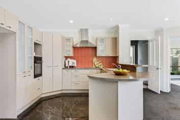 51 O'Neill Avenue, Northwood