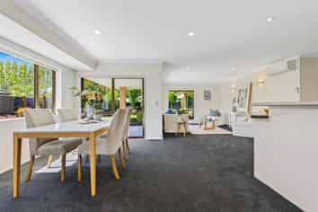 51 O'Neill Avenue, Northwood