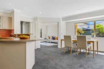 51 O'Neill Avenue, Northwood