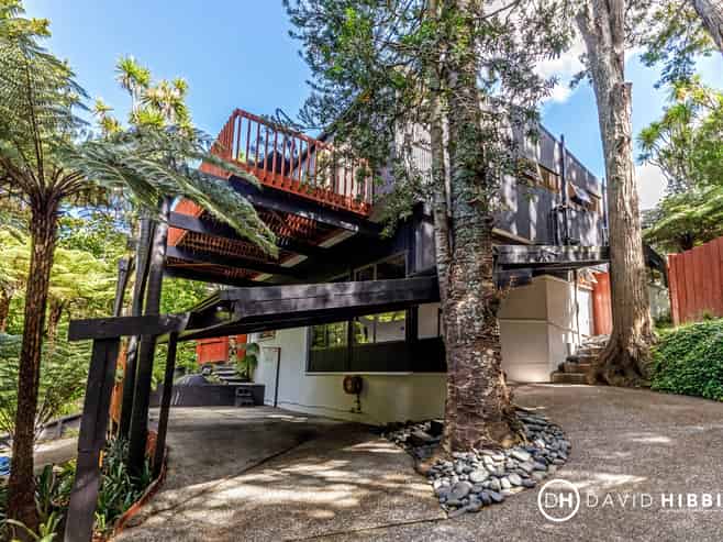 9B Raymond Terrace, Northcote