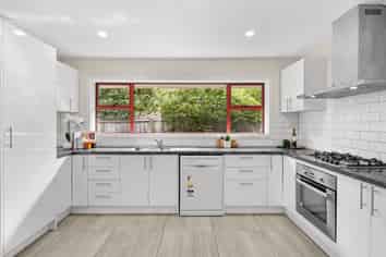 37 Burnside Crescent, Burnside