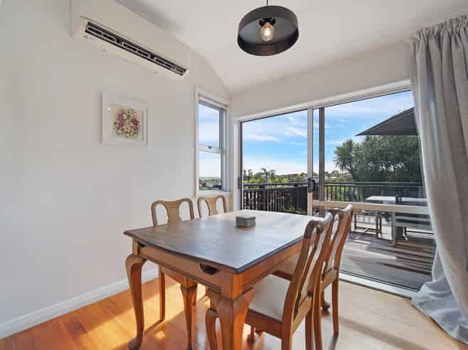 41 Kurahaupo Street, Orakei