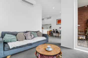 302/1a Soljak Place, Mount Albert