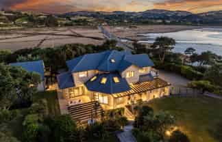 501 Grays Road, Pauatahanui