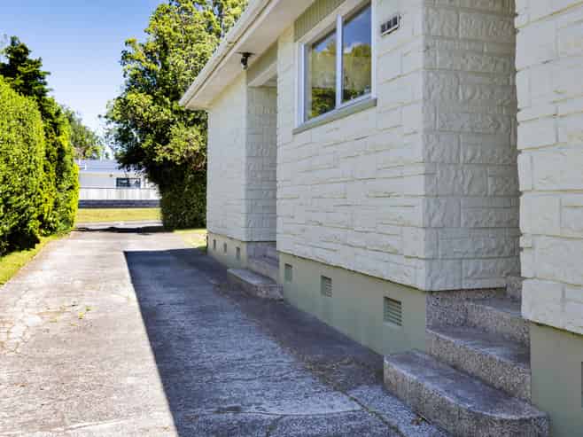 114 Brecon Road, Stratford