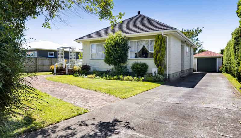 114 Brecon Road, Stratford