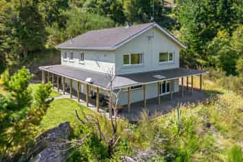 364 Onamalutu Road, Wairau Valley