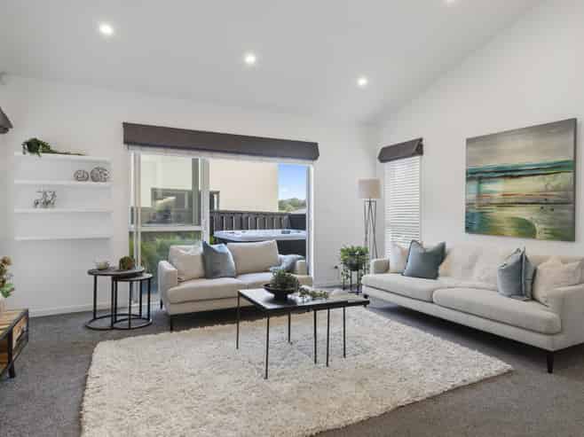 22 Knoll Rise, Pukekohe