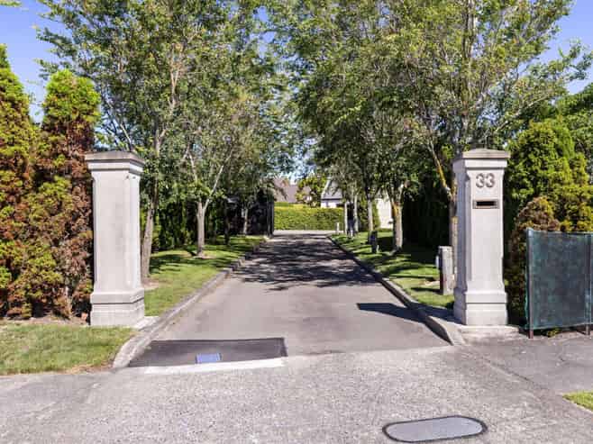 33 Royal Oak Drive, Kelvin Grove