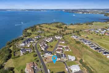 337 Pinecrest Drive, Gulf Harbour