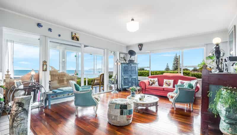 63 Ames Street, Paekakariki