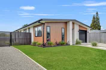 6 Cambridge Street, Pahiatua