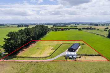 151 Dry River Road, Martinborough