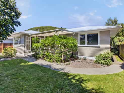 47 Riwai Street, Paraparaumu