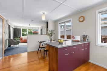 47 Riwai Street, Paraparaumu