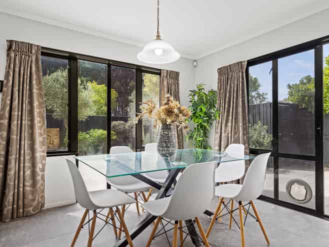 15 Willoughby Lane, Parklands