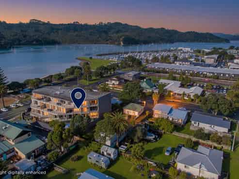 U2E/8 The Esplanade, Whitianga
