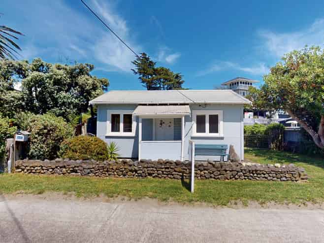 647 Waitarere Beach Road, Waitarere Beach