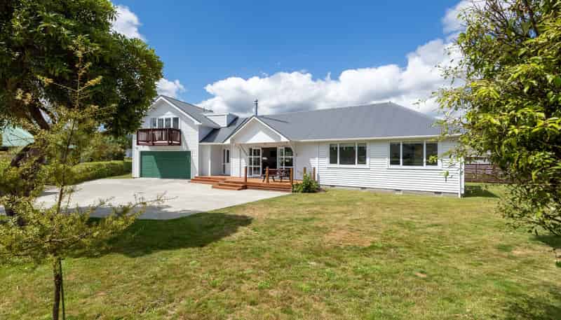 12 Thackeray Street, Trentham