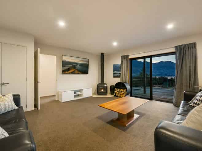 54 Rata Street, Wanaka