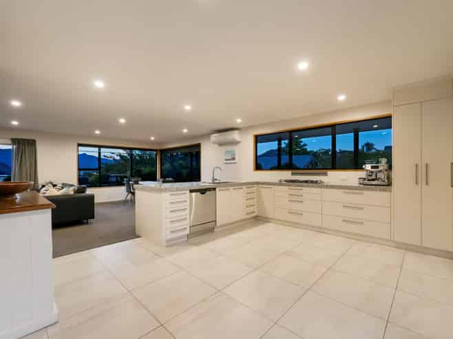 54 Rata Street, Wanaka