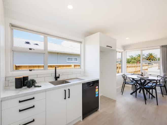 5 Belvedere Crescent, Takaro