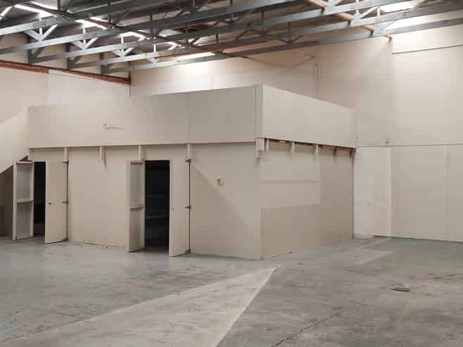 Tidy, well located industrial unit