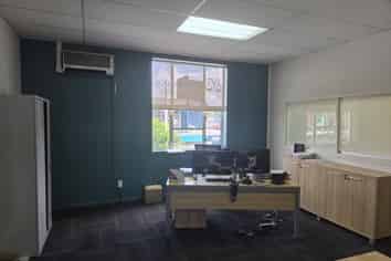 Premium Central Pukekohe offices - move-in ready