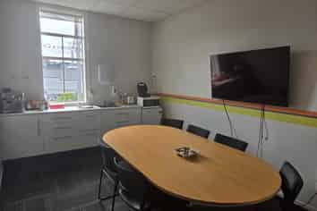 Premium Central Pukekohe offices - move-in ready