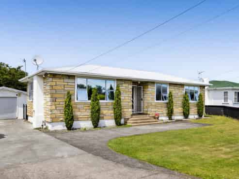 14 Buchanan Place, Hawera