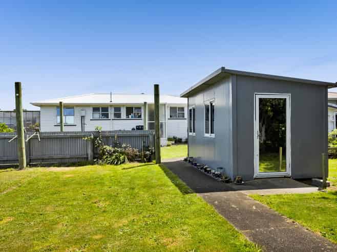 14 Buchanan Place, Hawera