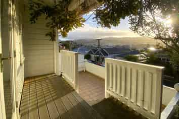 19 Scarborough Terrace, Mount Victoria