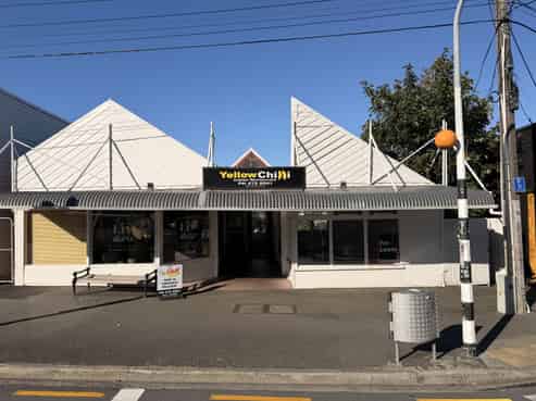 Central Kelburn retail or office