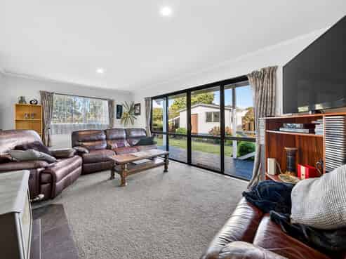 1A Hornsby Street, Carterton