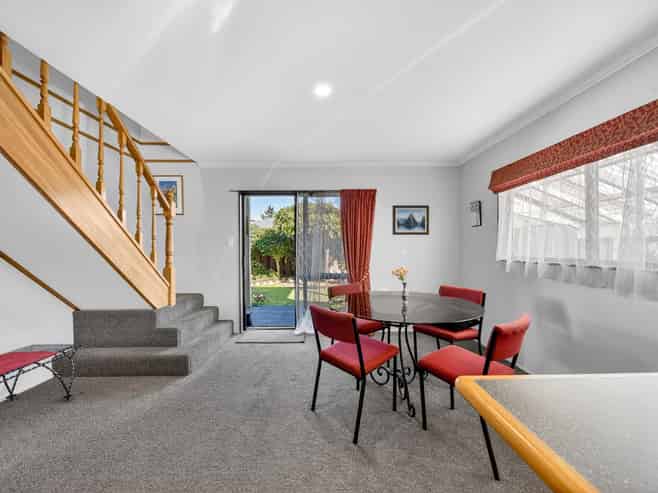 1A Hornsby Street, Carterton