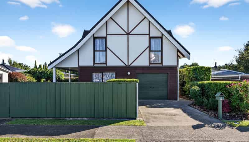 1A Hornsby Street, Carterton