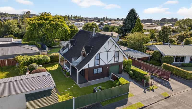 1A Hornsby Street, Carterton