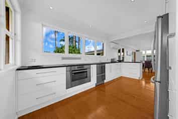 7 James Place, Opaheke