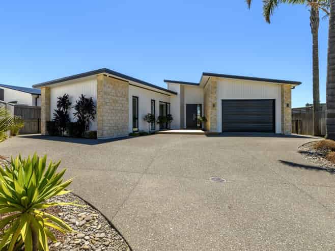 71 Montiicola Drive, Papamoa Beach