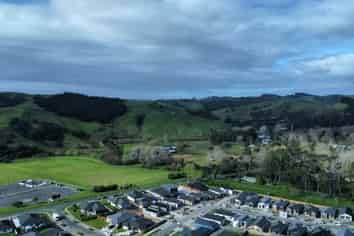 18 Awa Avenue, Helensville