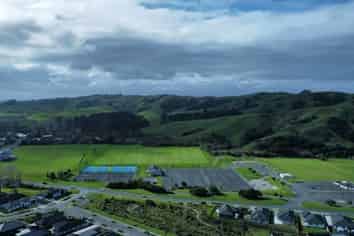 18 Awa Avenue, Helensville