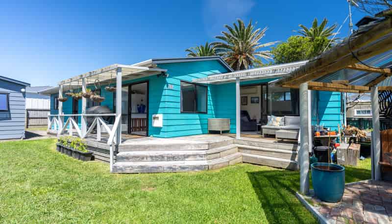 124 Park Avenue, WAITARERE BEACH